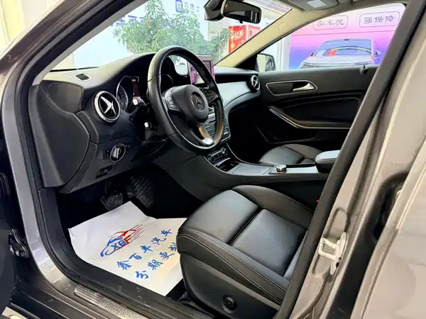 Mercedes-Benz GLA 2017