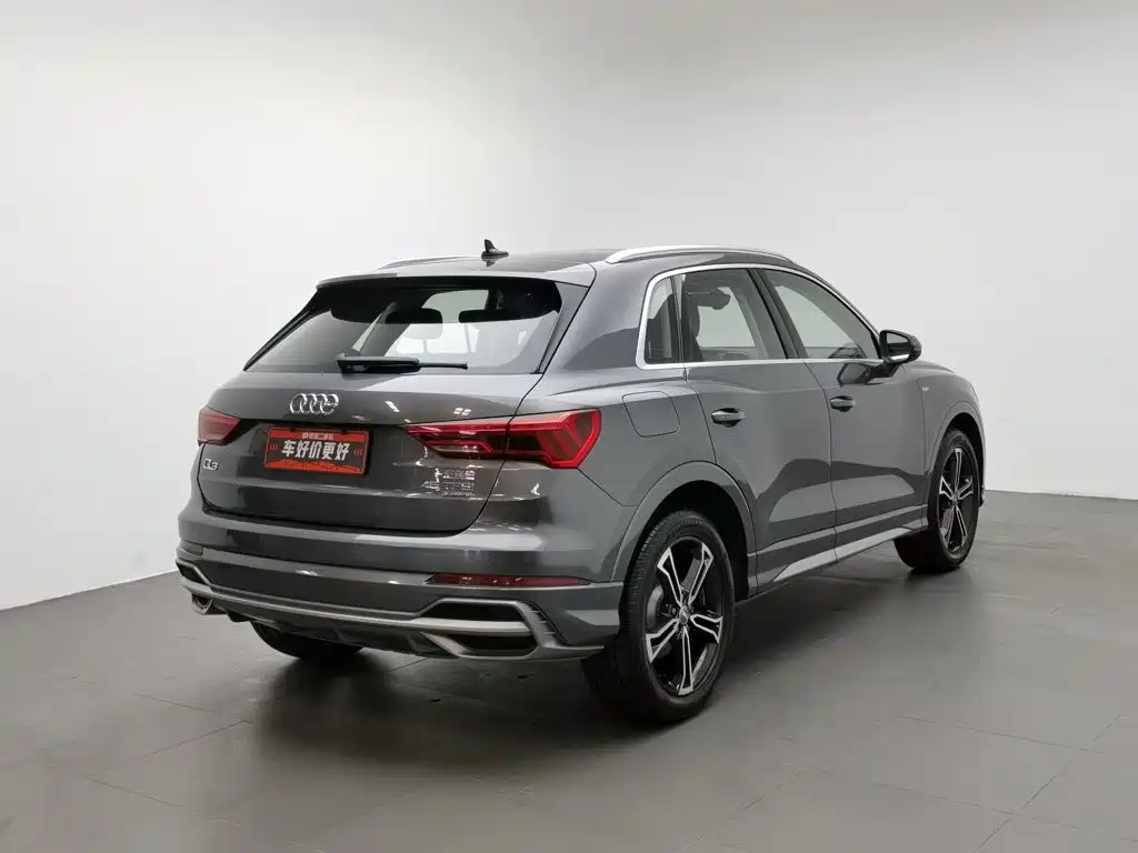 Audi Q3 2020 — фото 2