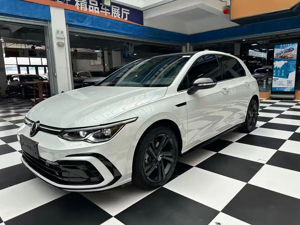 Volkswagen Golf 2022
