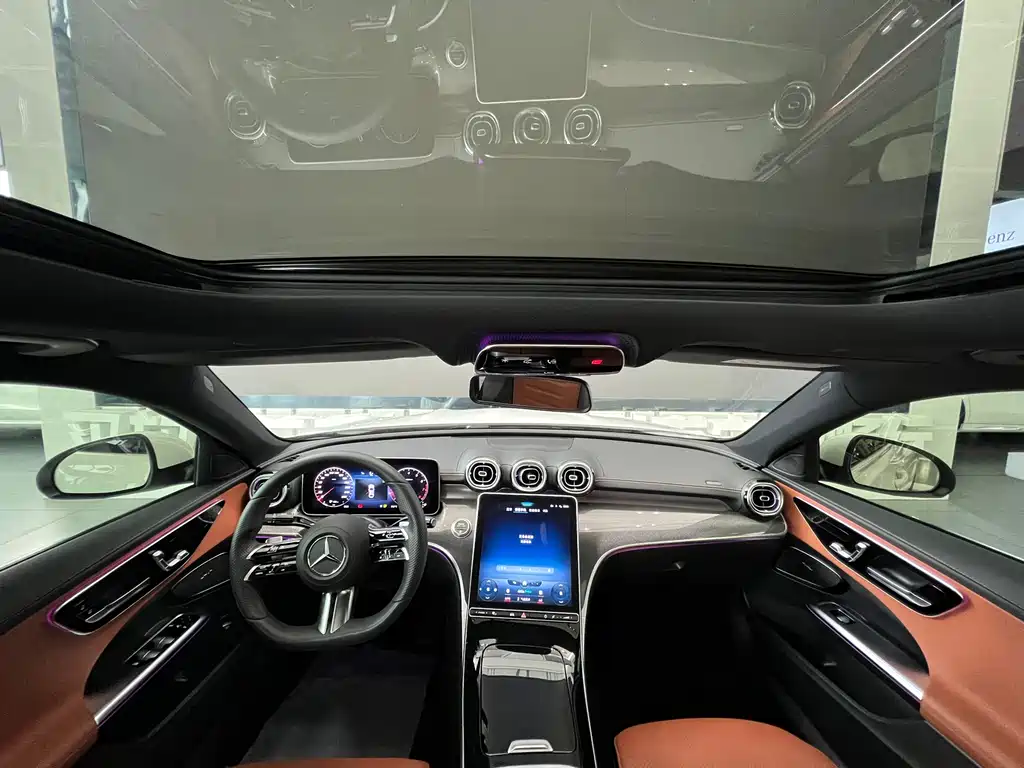Mercedes-Benz C-Class 2022 — фото 9