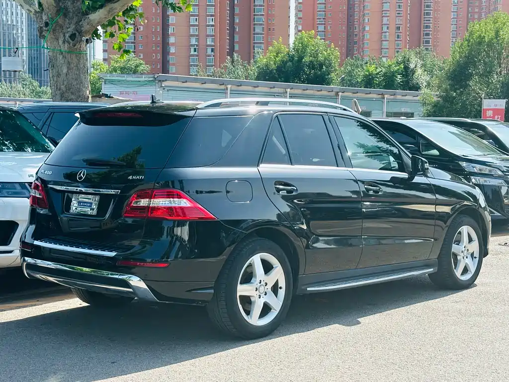 Mercedes-Benz M-Class 2014