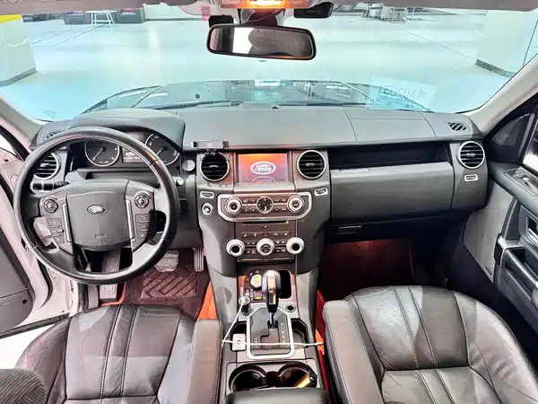 Land Rover Discovery 2011