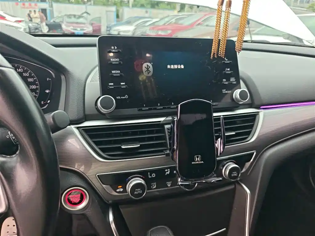 Honda Accord 2021 — фото 13