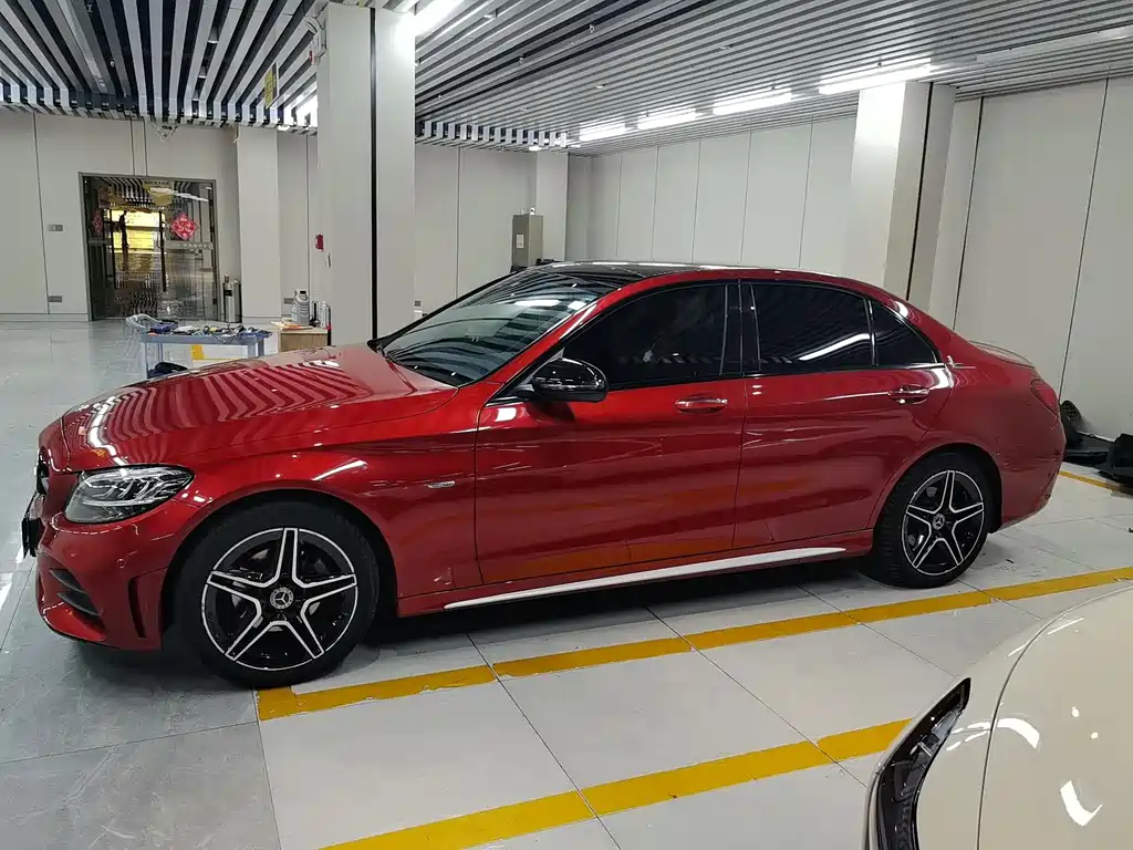 Mercedes-Benz C-Class 2021