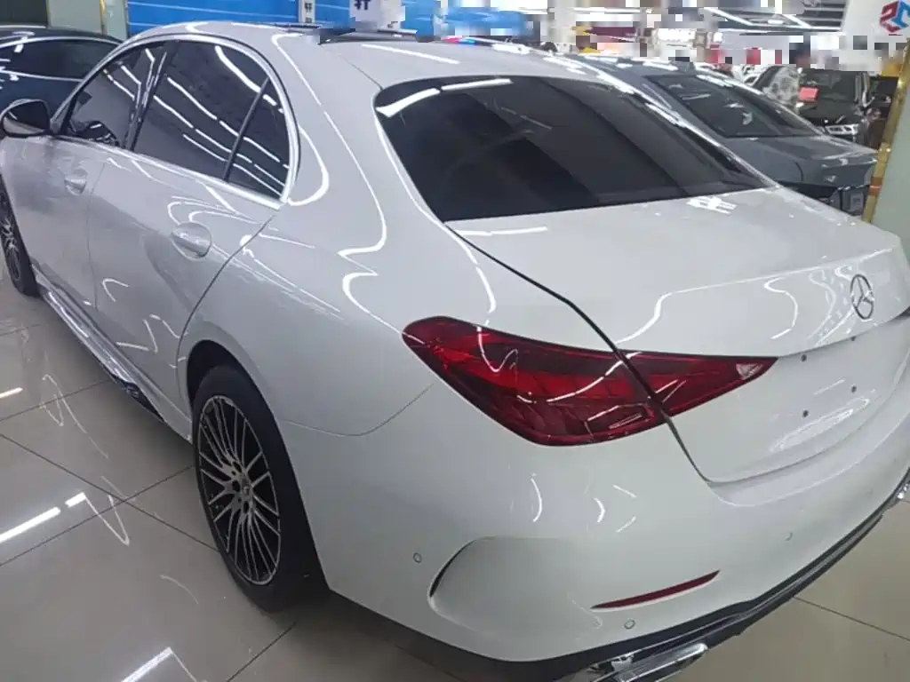 Mercedes-Benz C-Class 2023