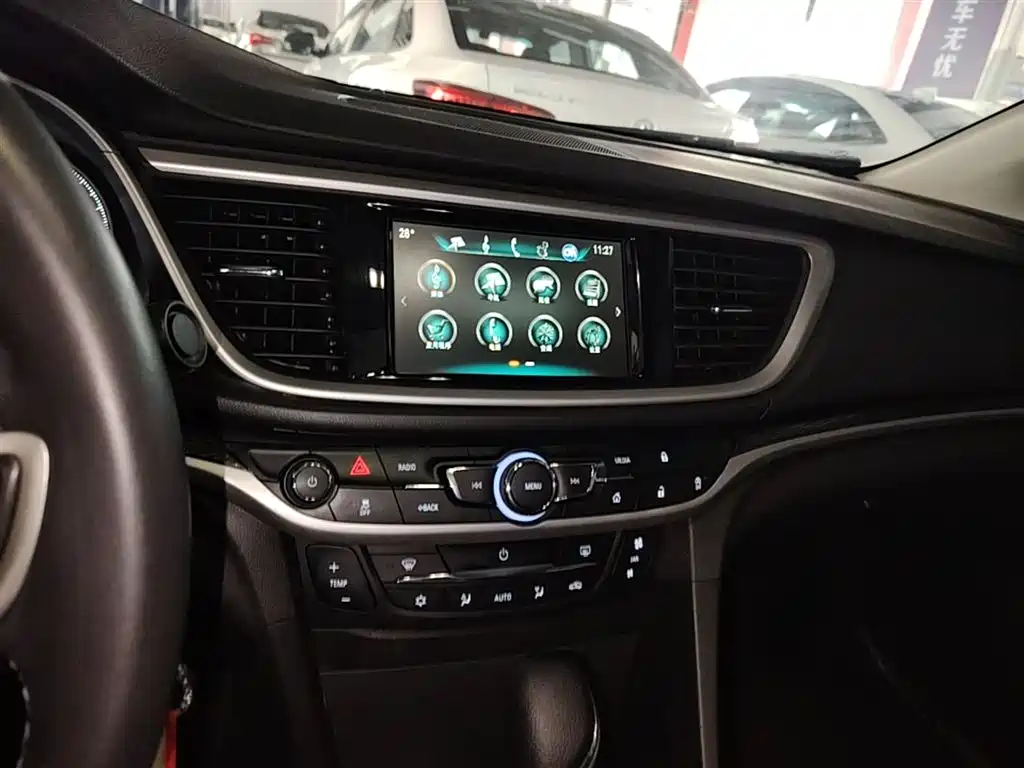 Buick Excelle 2019 — фото 13
