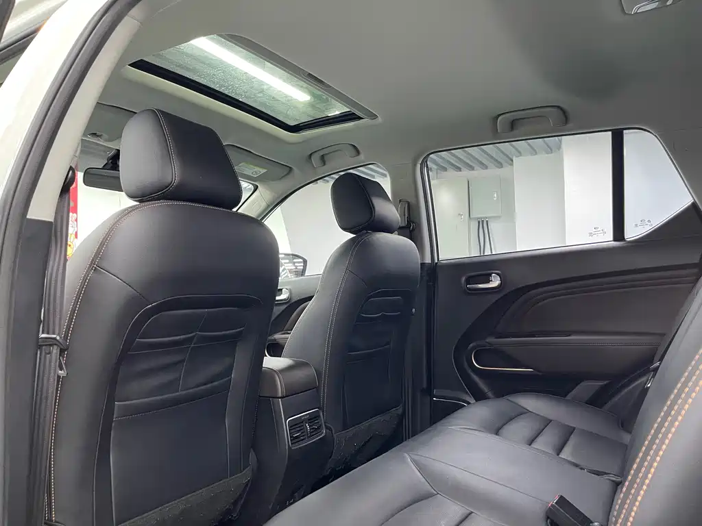 Aion Trumpchi GE3 2019 — фото 10