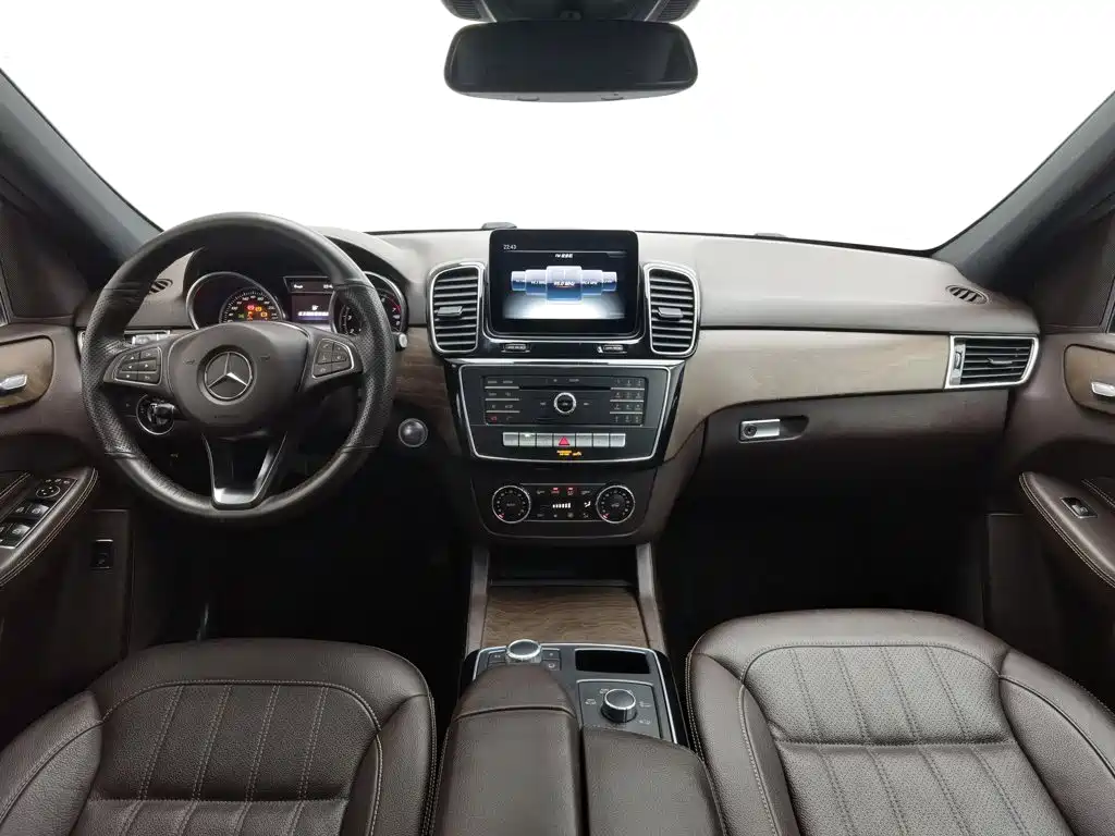 Mercedes-Benz GLE 2016