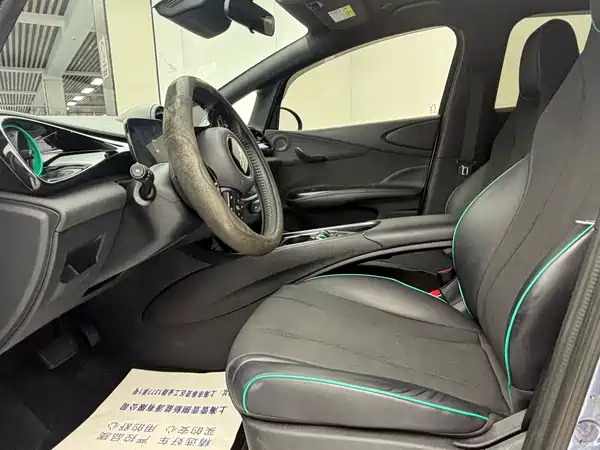 BYD Dolphin 2025
