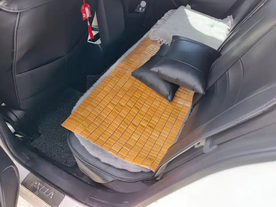 Mazda 3 Axela 2015 — фото 11