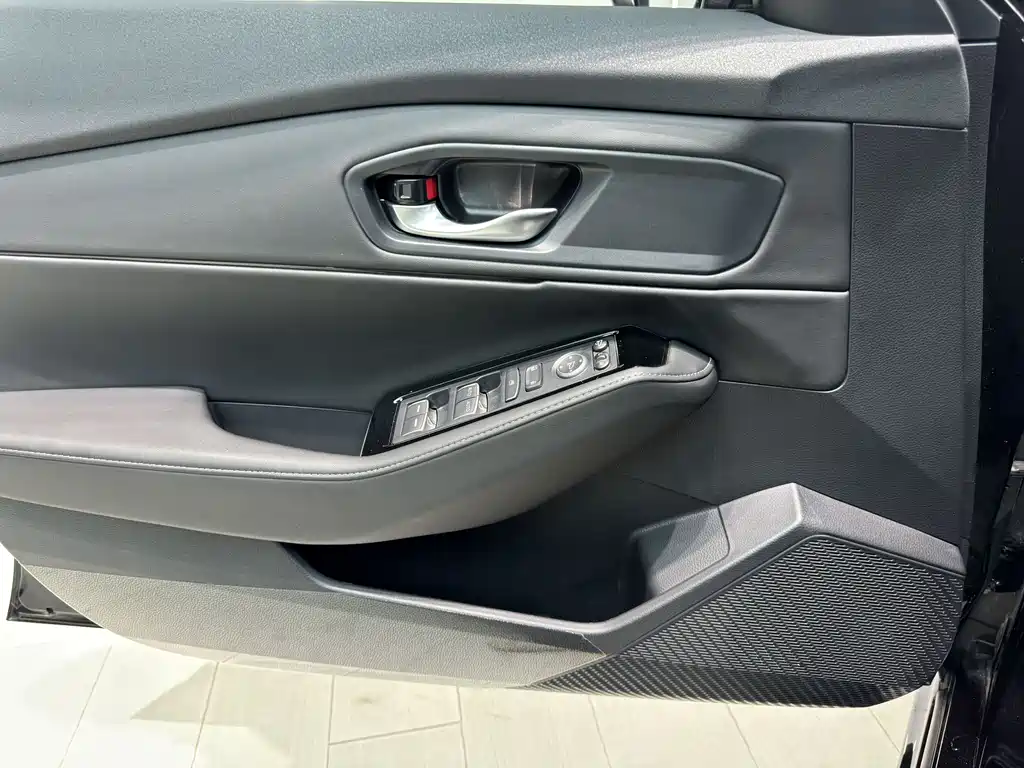 Honda Inspire 2025 — фото 14