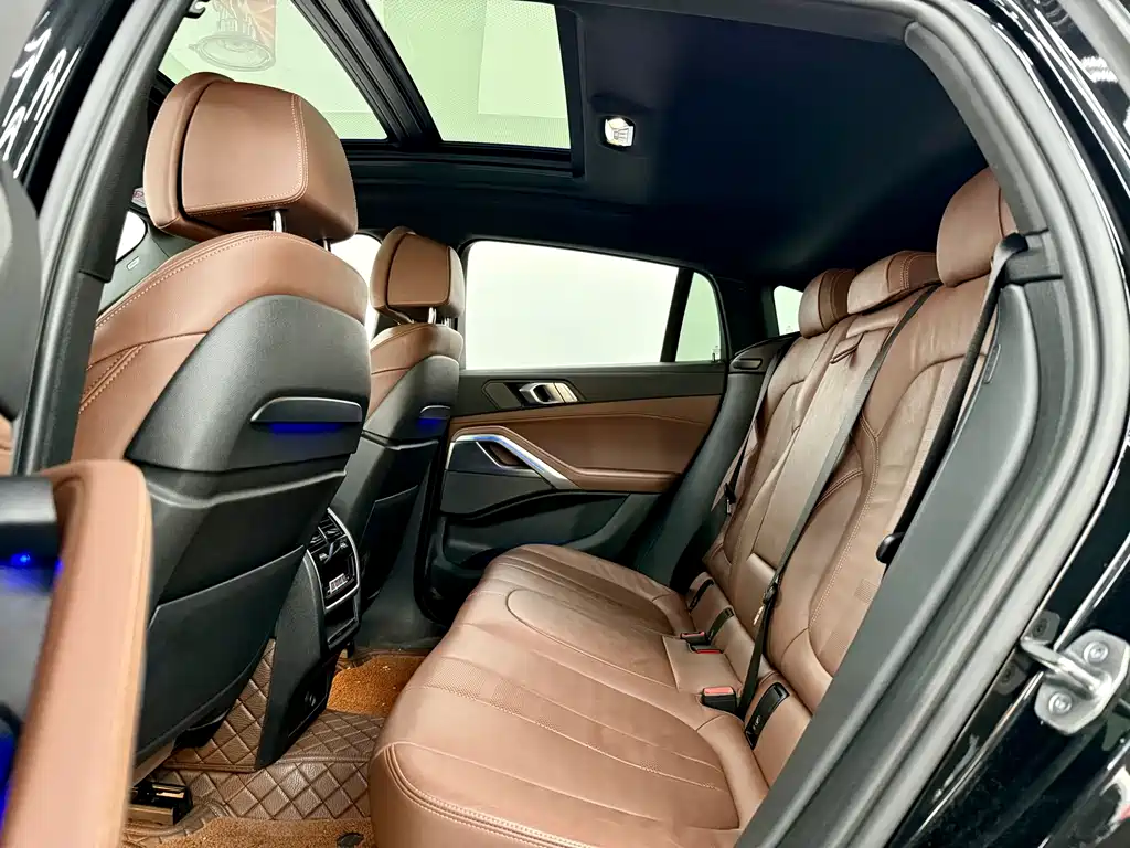 BMW X6 2022 — фото 12