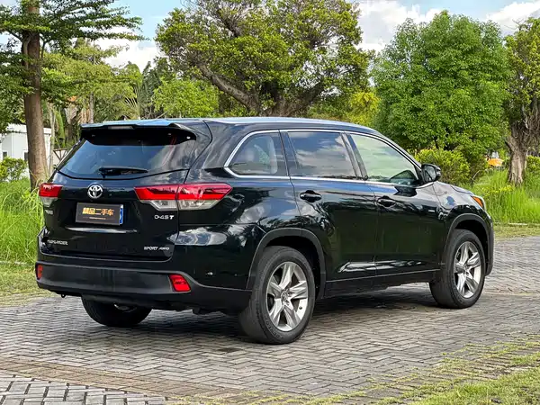 Toyota Highlander 2020