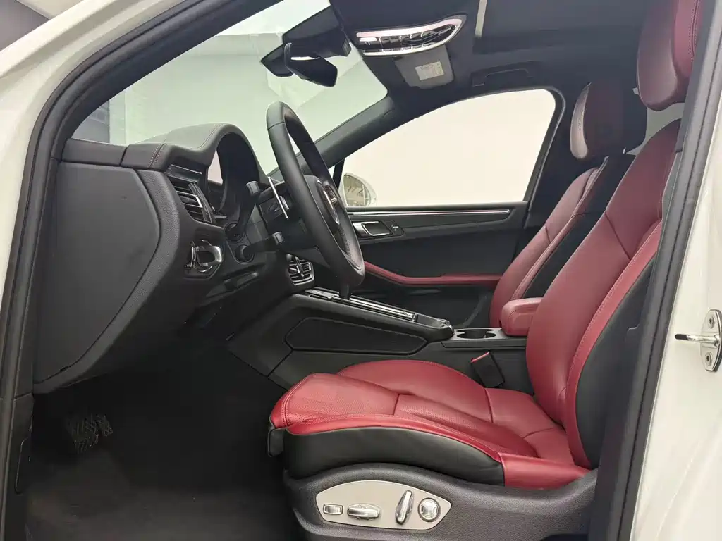 Porsche Macan 2025 — фото 8