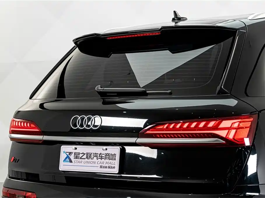 Audi Q7 2025 — фото 8