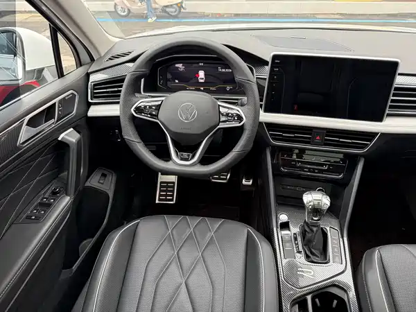 Volkswagen Tiguan L 2022