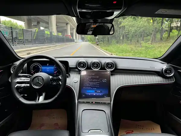 Mercedes-Benz C-Class 2023