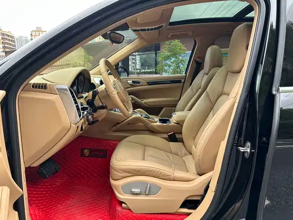 Porsche Cayenne 2013