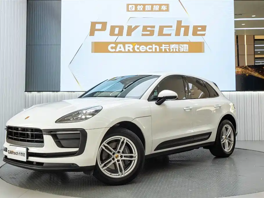 Porsche Macan 2023 — фото 22