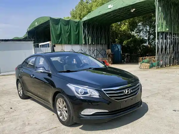 Hyundai Mistra 2014