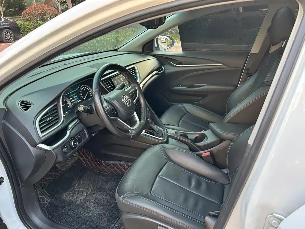 Buick Excelle 2019 — фото 13