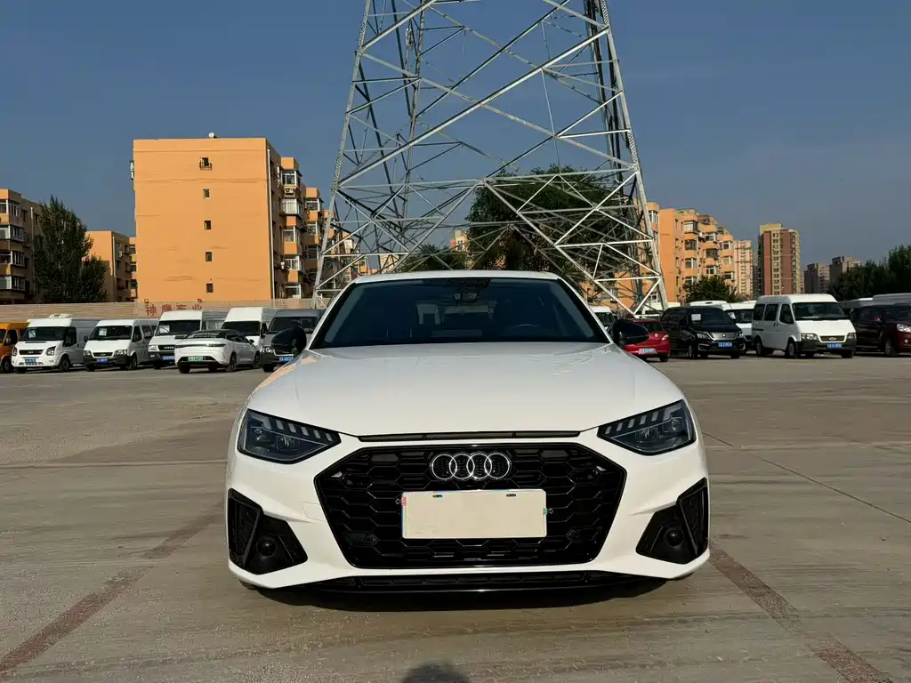 Audi A4L 2023