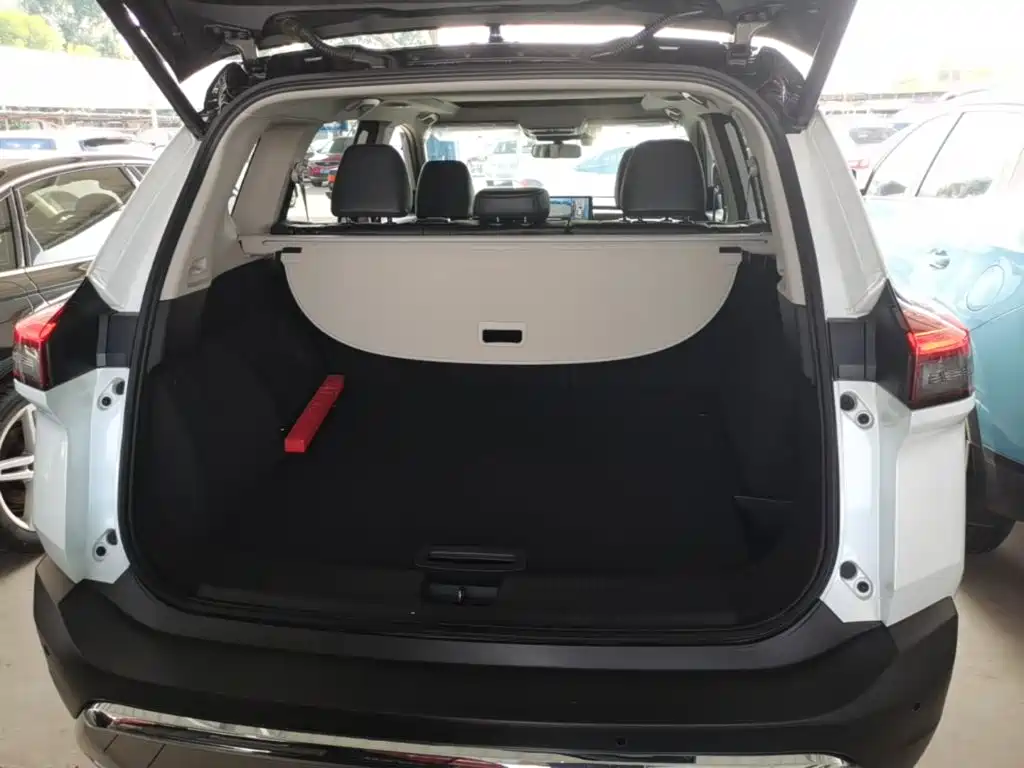 Nissan X-Trail 2023 — фото 19
