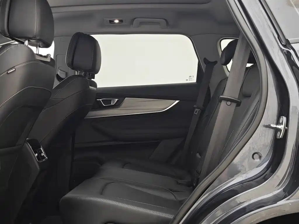 Chery Tiggo 8 PLUS 2023 — фото 8