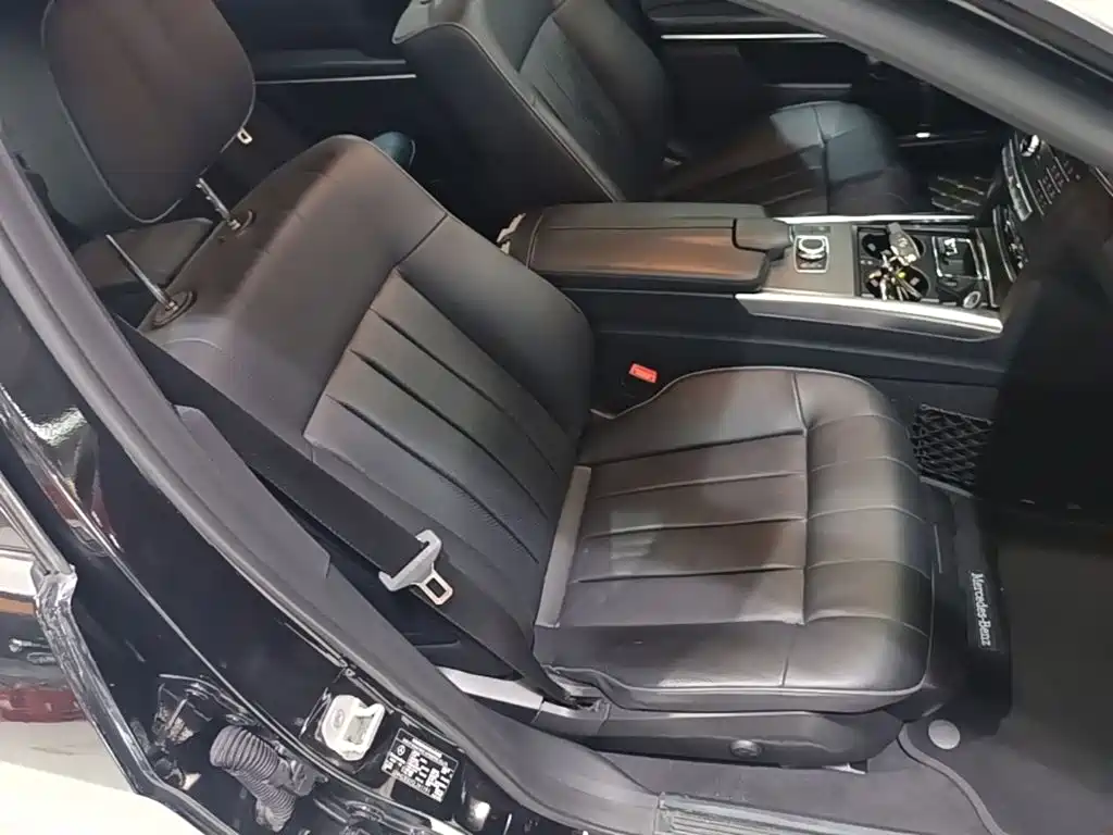 Mercedes-Benz E-Class 2016 — фото 25