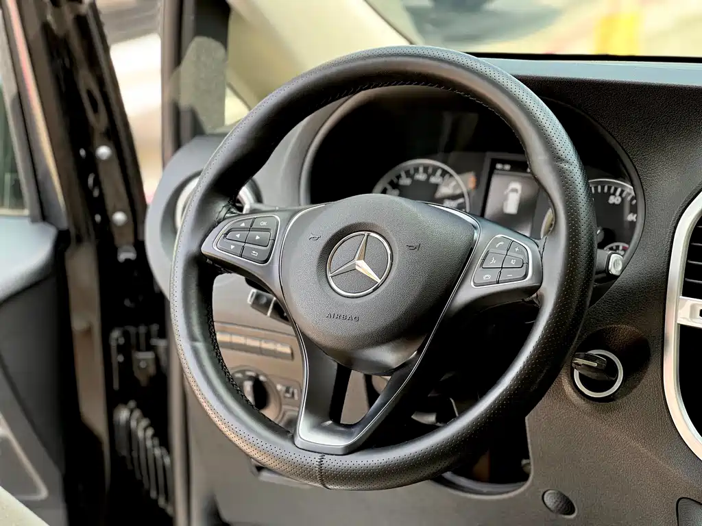 Mercedes-Benz Vito 2016 — фото 12