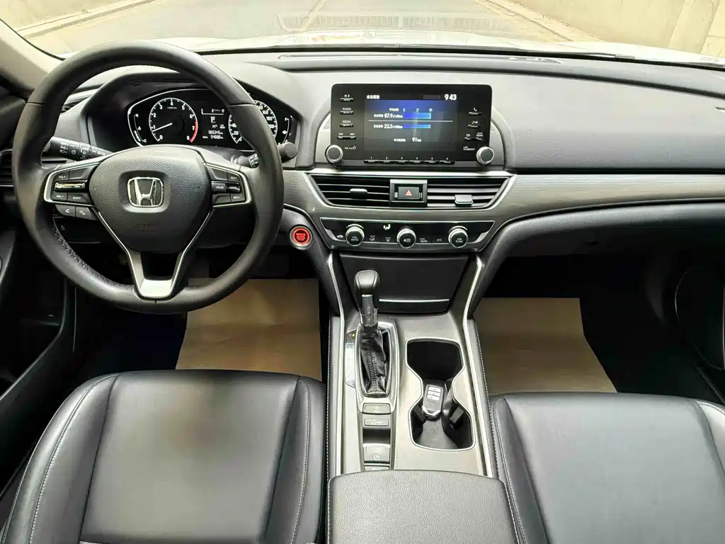 Honda Accord 2019 — фото 6