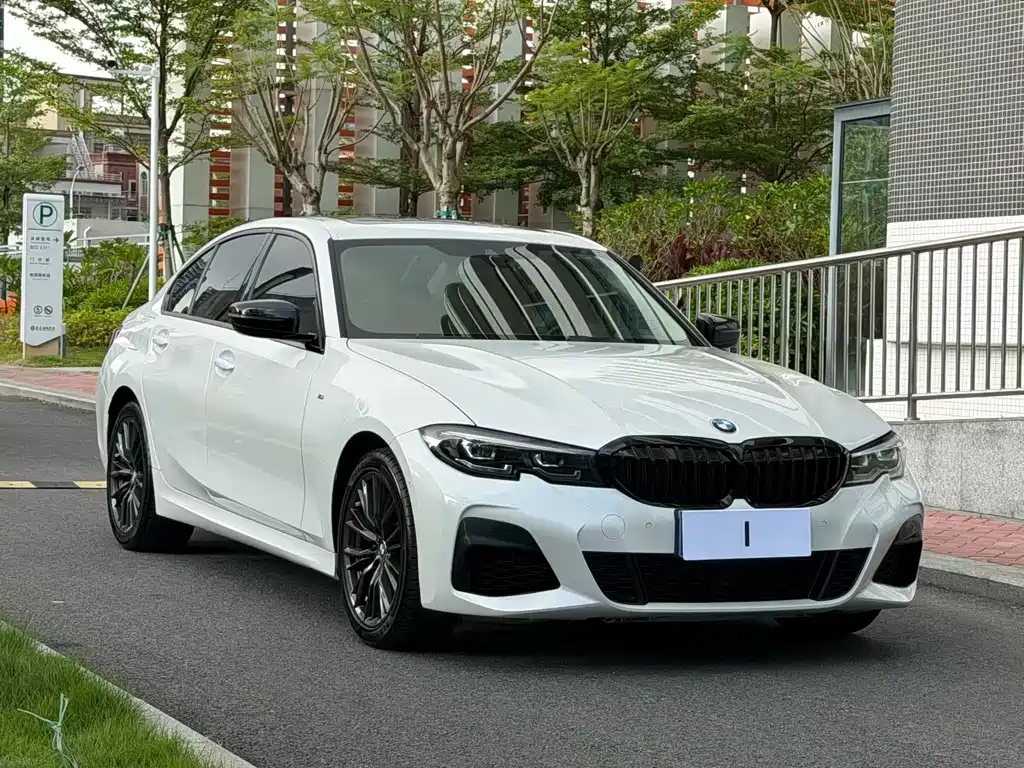 BMW 3 Series 2022