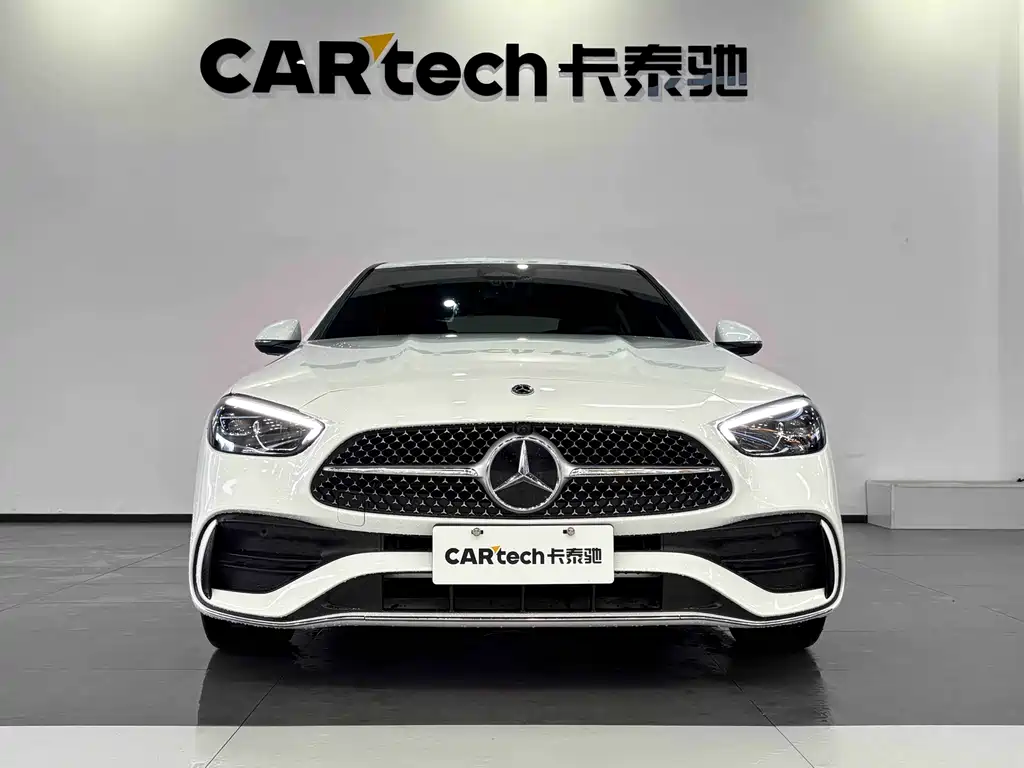 Mercedes-Benz C-Class 2024