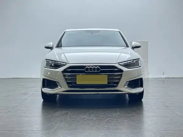 Audi A4L 2021