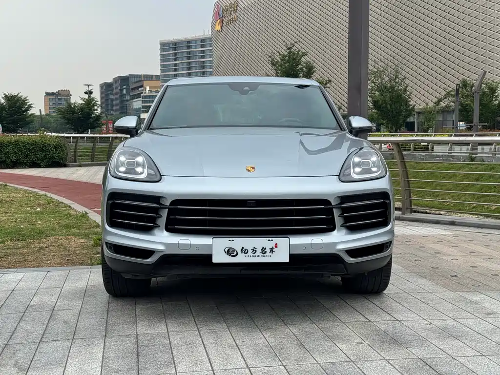 Porsche Cayenne 2020 — фото 2