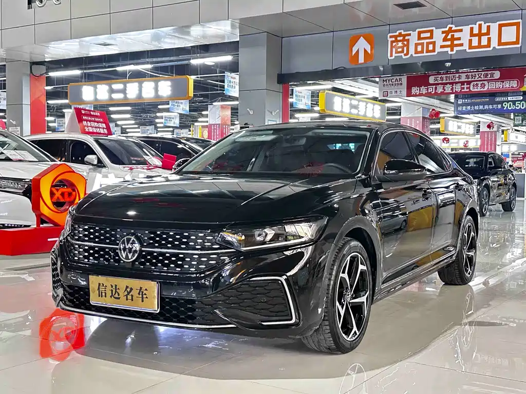 Volkswagen Passat 2024