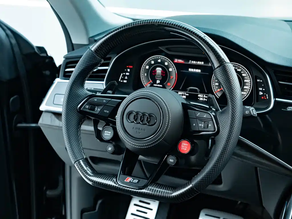 Audi Q8 2022 — фото 8