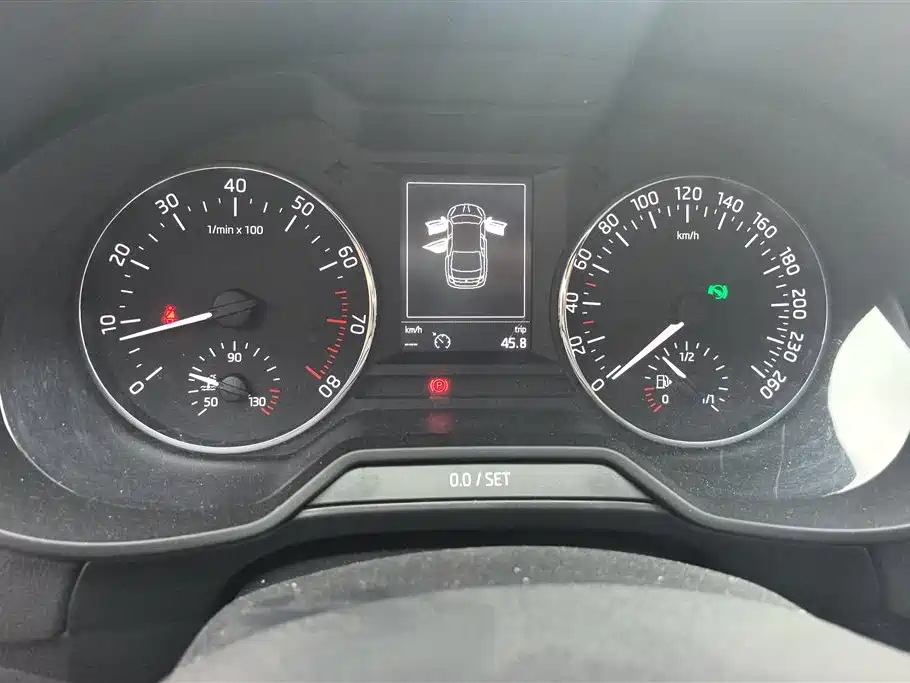 Skoda Octavia 2017 — фото 14