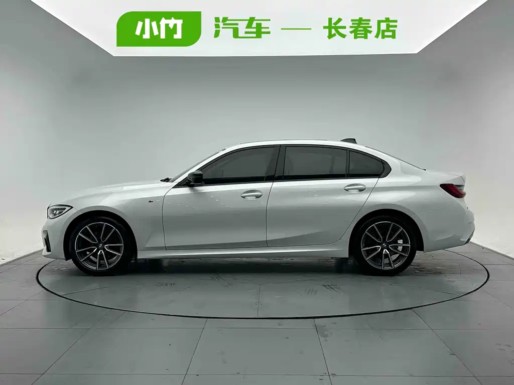 BMW 3 Series 2022
