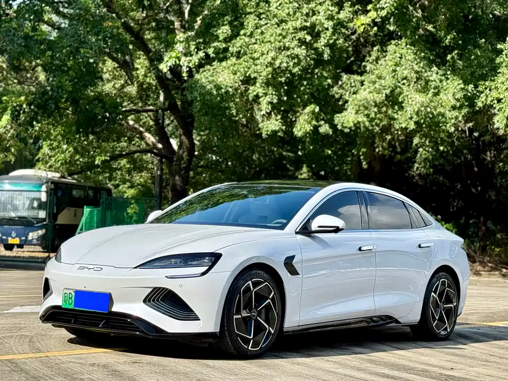 BYD Seal 2023 — фото 1