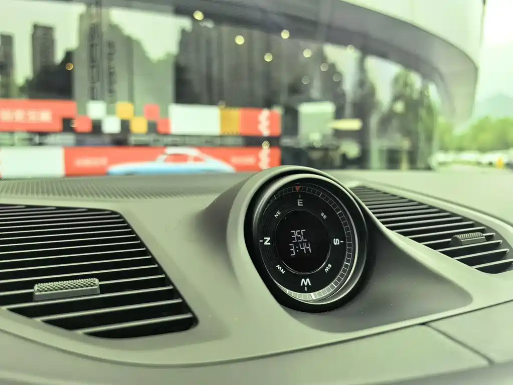 Porsche Cayenne 2023