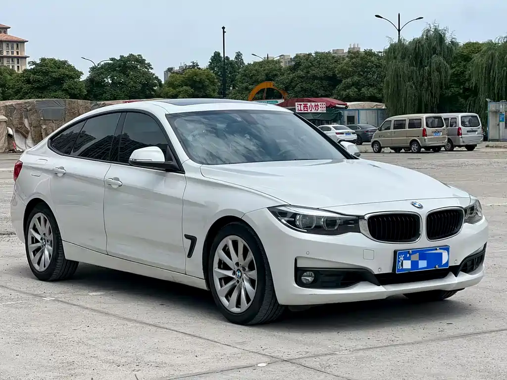 BMW 3 Series GT 2018 — фото 3