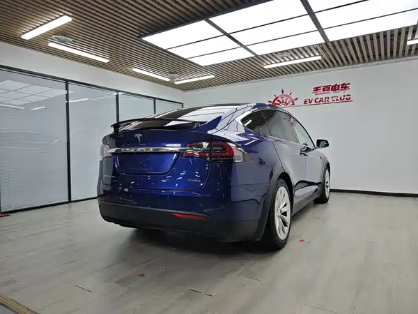 Tesla Model X 2017