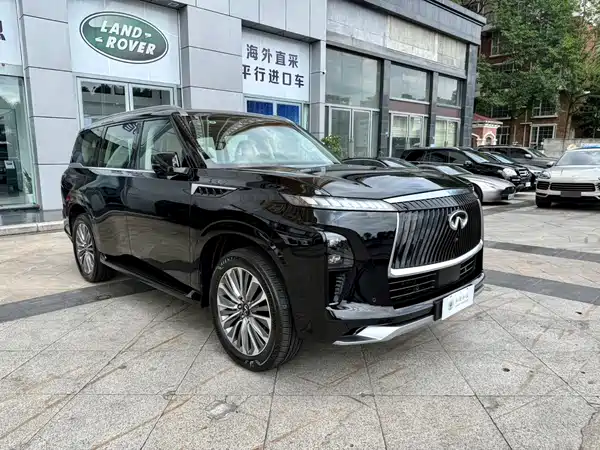 Infiniti QX80 2025