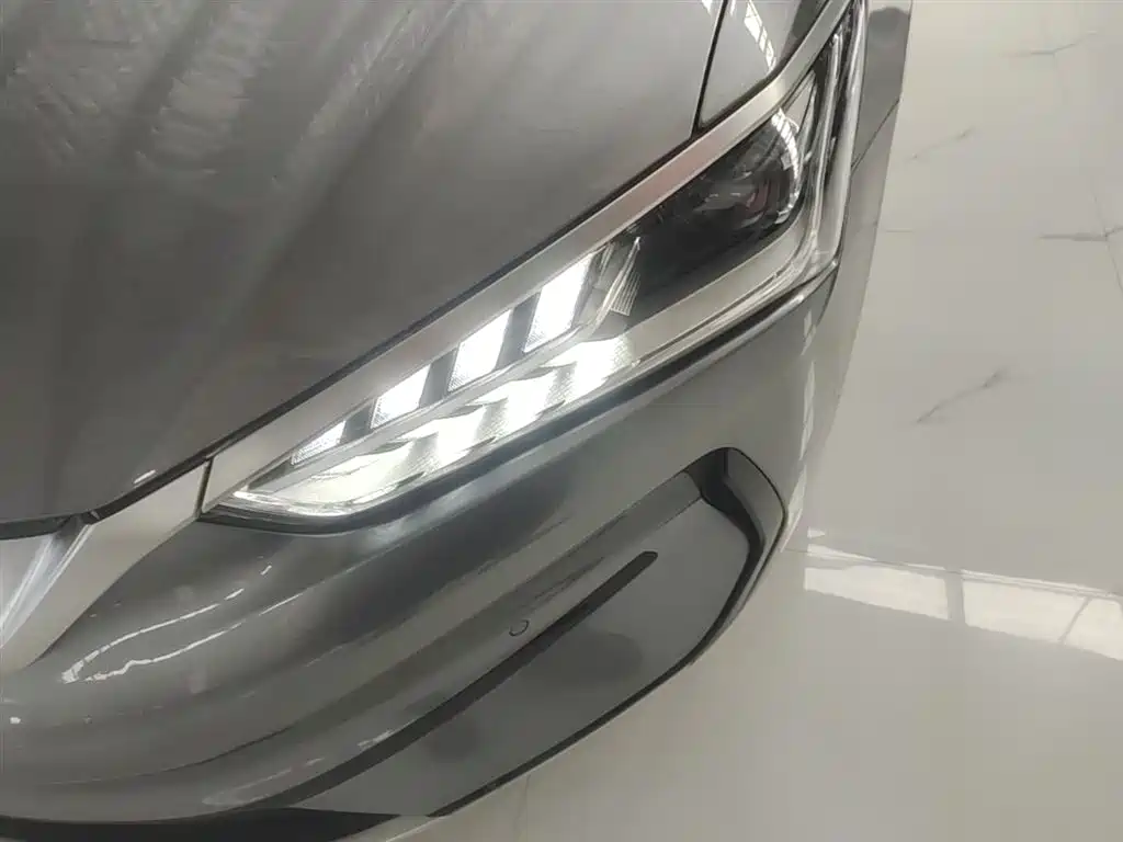 BYD Qin PLUS 2021 — фото 24