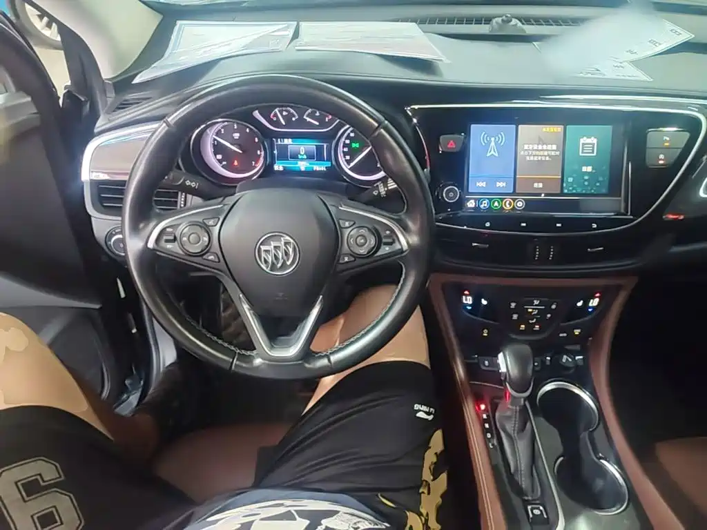 Buick Envision Plus 2020 — фото 11
