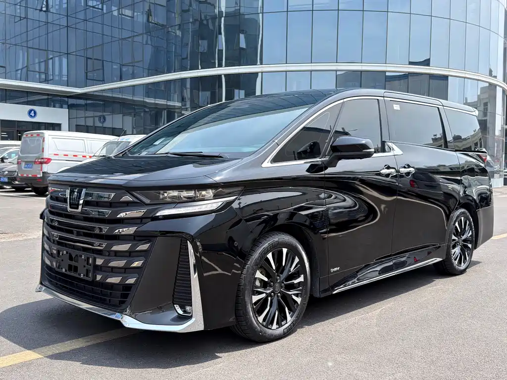 Toyota Vellfire 2024 — фото 2
