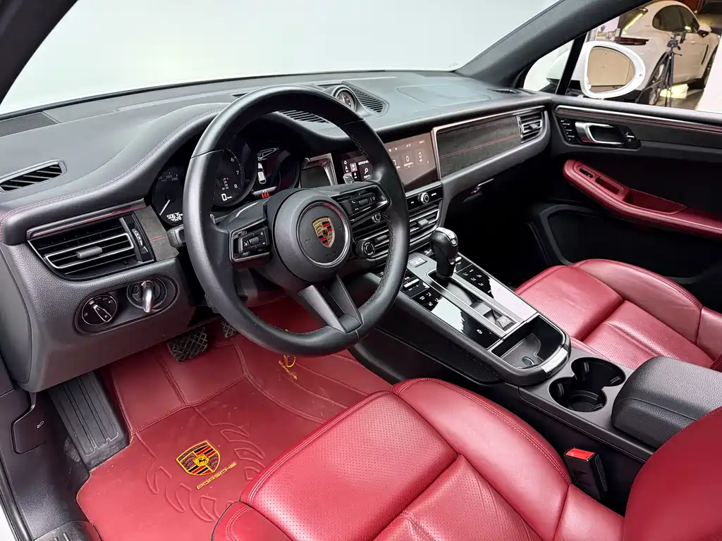 Porsche Macan 2024 — фото 16