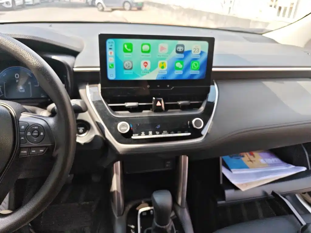 Toyota Corolla Cross 2025 — фото 10