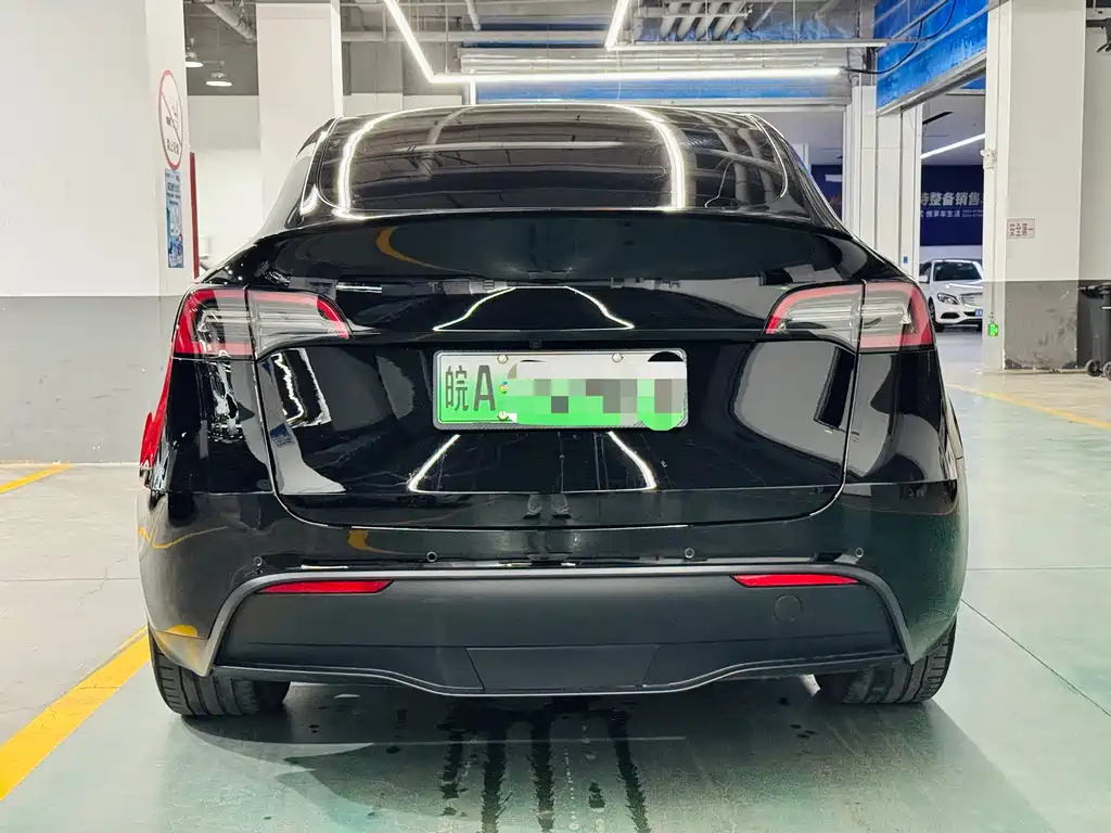 Tesla Model Y 2022 — фото 5